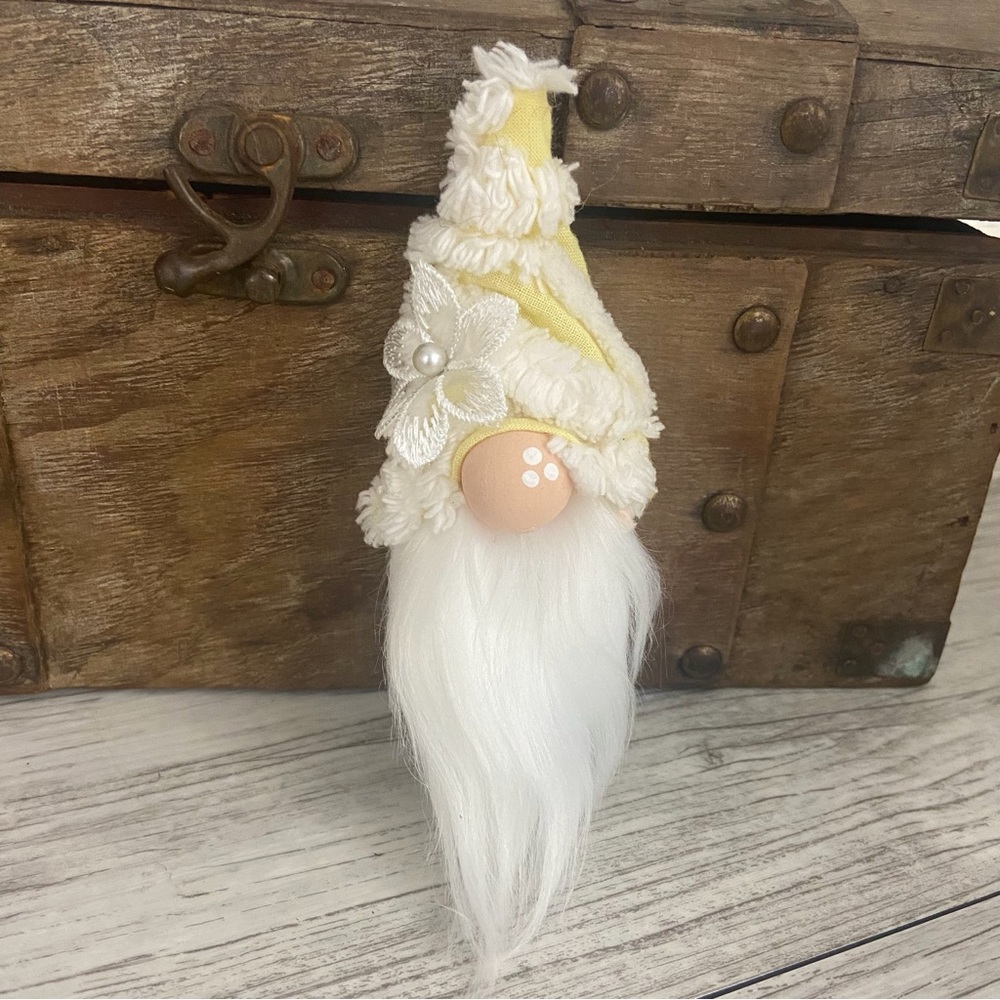 Vintage Yellow White Chenille Silver Plated Bent Spoon Gnome Ornament Faux Fur - Picture 2 of 10